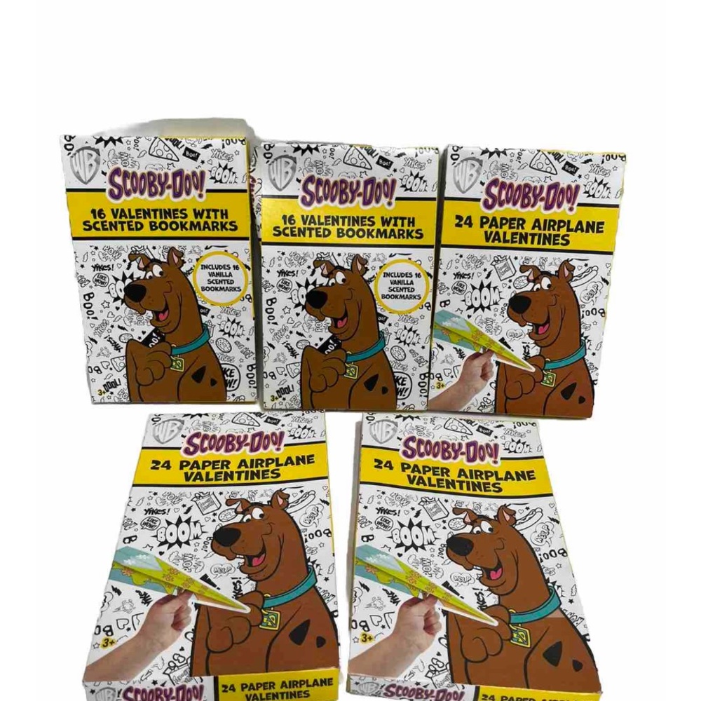 Scooby-doo 80 Valentines With Scented Bookmarks 5 Boxes